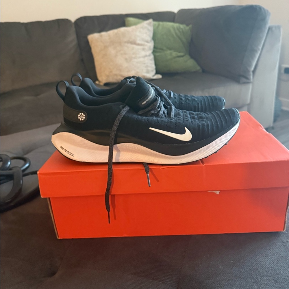 Nike Black and White Athletic Shoes with Mesh Upper